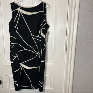 Evan Picone Black Ivory Abstract Sleeveless Zip Stretch Sheath Dress
